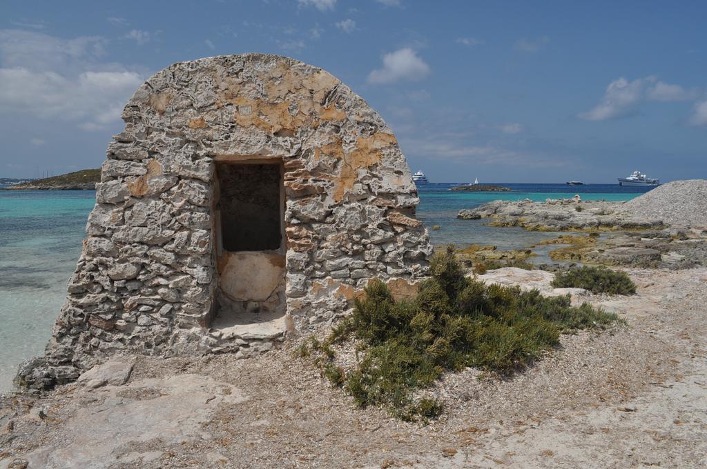 Viviendas Turisticas S'Estanyol 萨宾娜 外观 照片