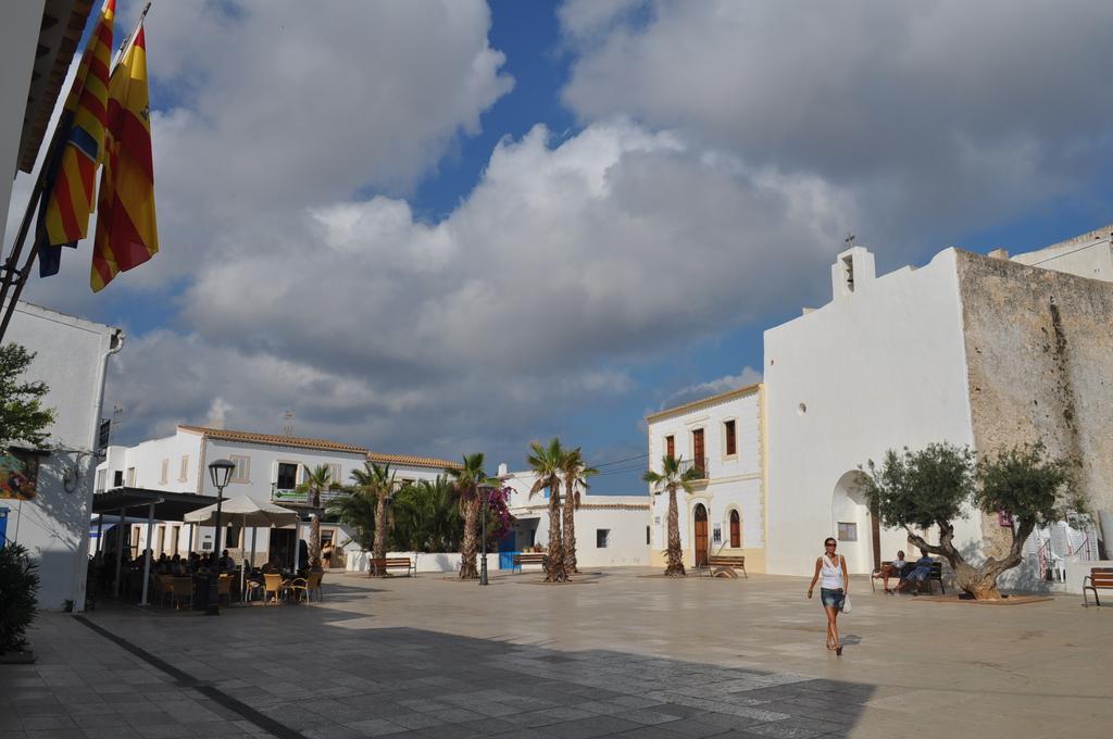 Viviendas Turisticas S'Estanyol 萨宾娜 外观 照片